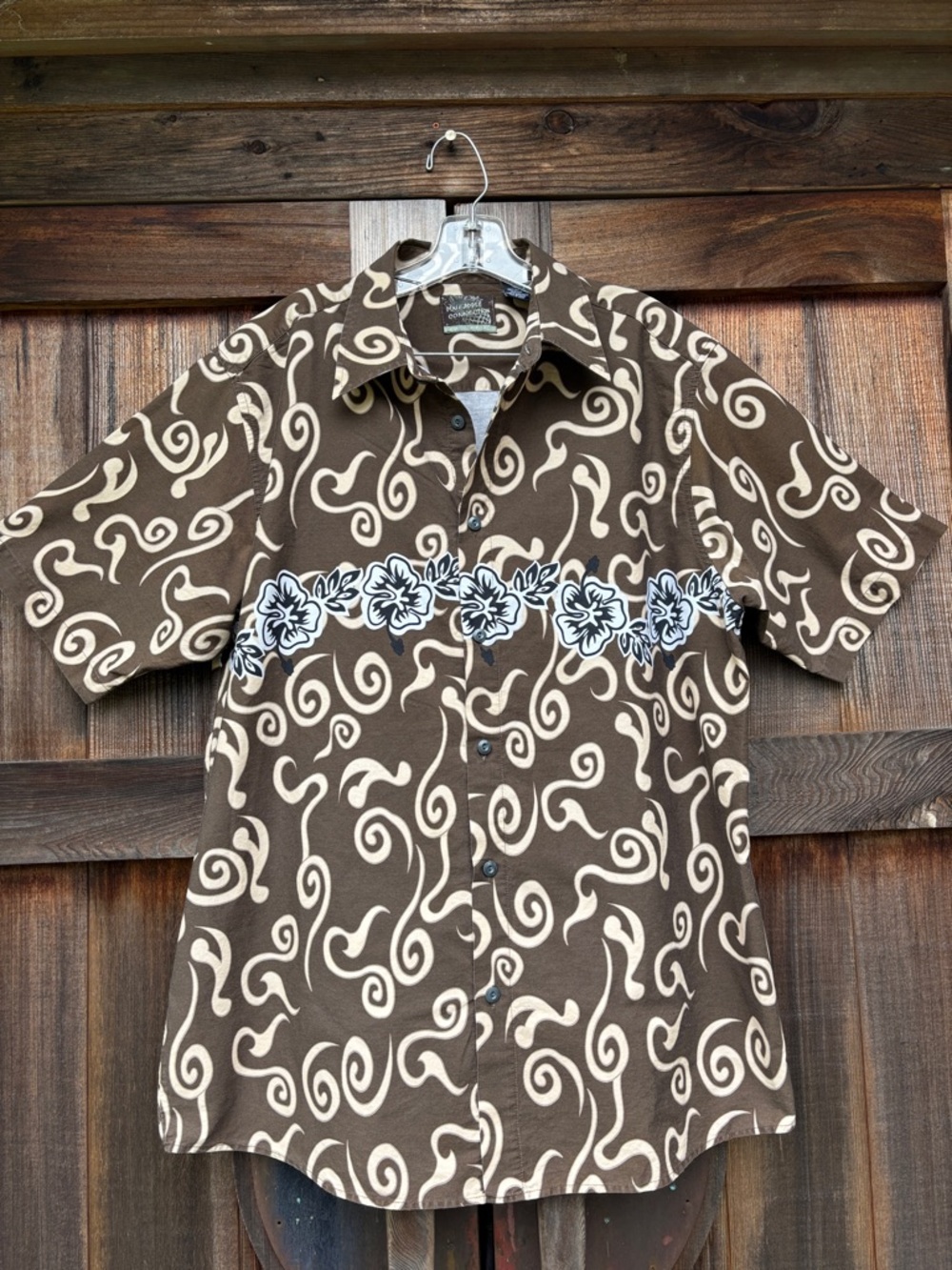 Pineapple Connection Floral Scroll Button-Up Shirt